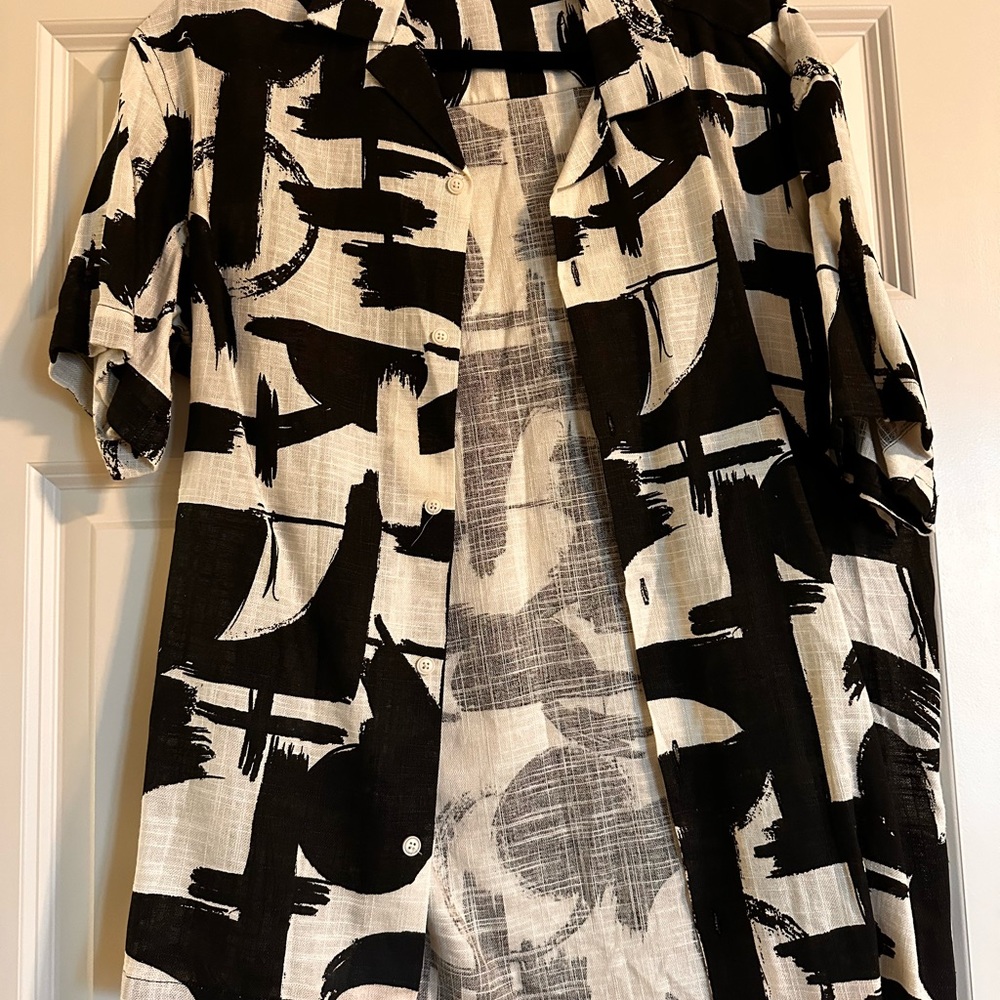 Zara Black and White Casual Button Down Shirt